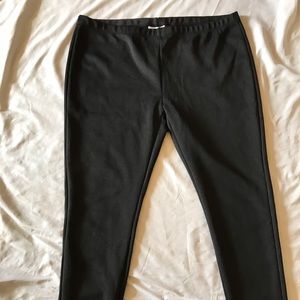 Black stretch leggings